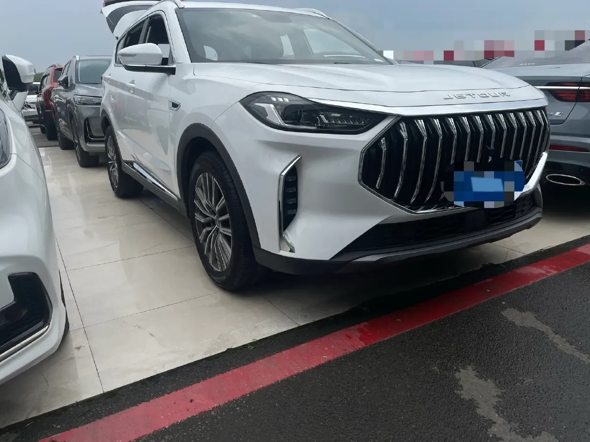 2023 ChangAn Oshan X7 Plus 1.5T 188HP L4 7DCT,autocango,china used car exporter,china ev exporter,chinese used car exporter,chinese used ev exporter