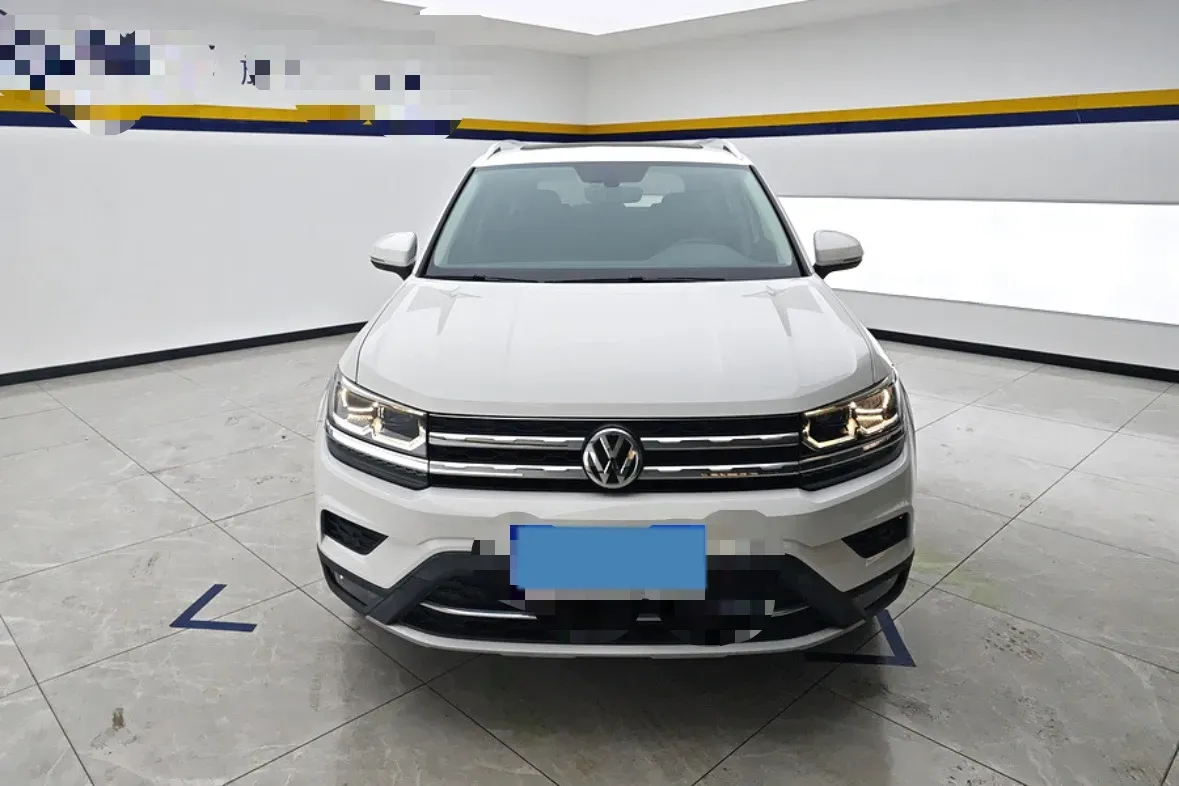 2020 Volkswagen Tharu 2.0T 186HP L4 7DCT,autocango,china used car exporter,china ev exporter,chinese used car exporter,chinese used ev exporter