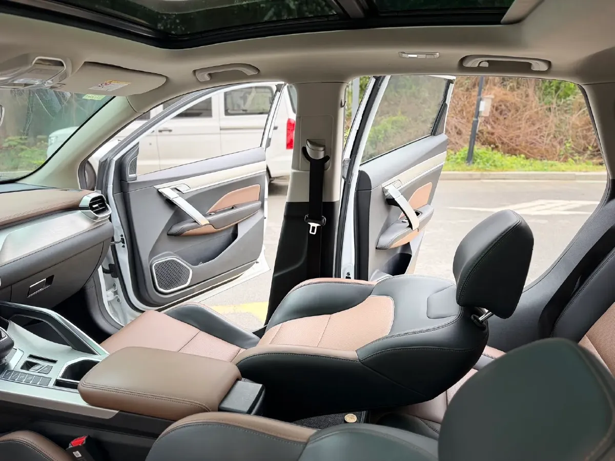 2019 Geely Coolray 1.5T 177HP L3 7DCT,autocango,china used car exporter,china ev exporter,chinese used car exporter,chinese used ev exporter