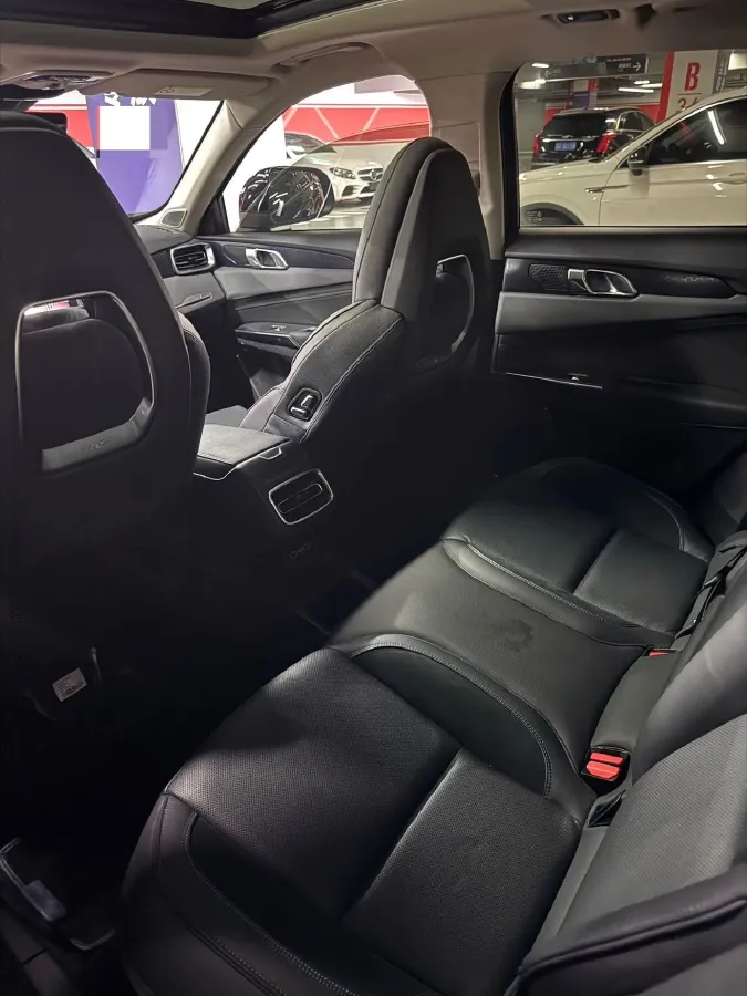 2023 MAXUS Interstellar 2.0T 261HP L4 8AT,autocango,china used car exporter,china ev exporter,chinese used car exporter,chinese used ev exporter