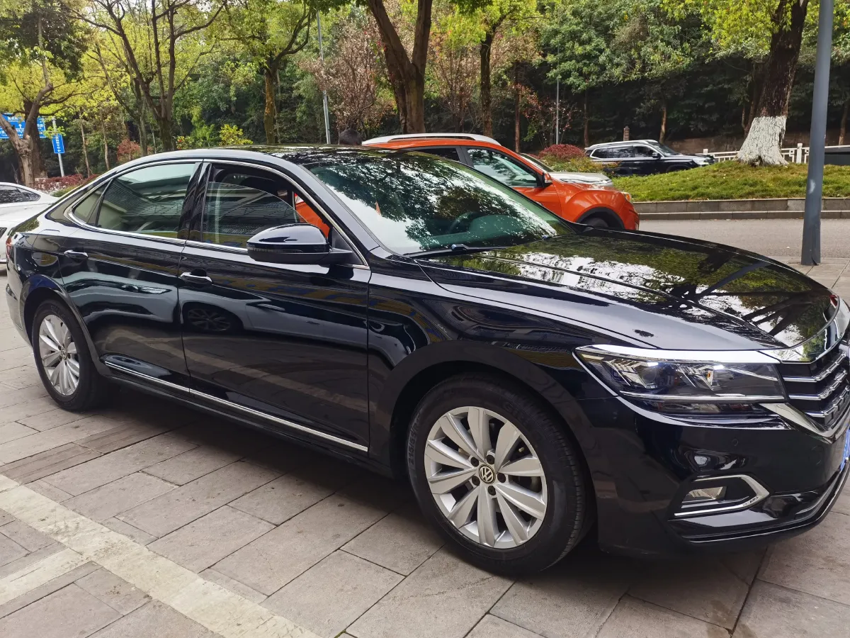 2019 Skoda Kodiak 2.0T 186HP L4 7DCT,autocango,china used car exporter,china ev exporter,chinese used car exporter,chinese used ev exporter