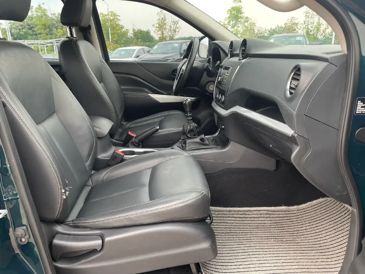 2020 Dongfeng RuiQi 6 2.3T 163HP L4 8AT,autocango,china used car exporter,china ev exporter,chinese used car exporter,chinese used ev exporter