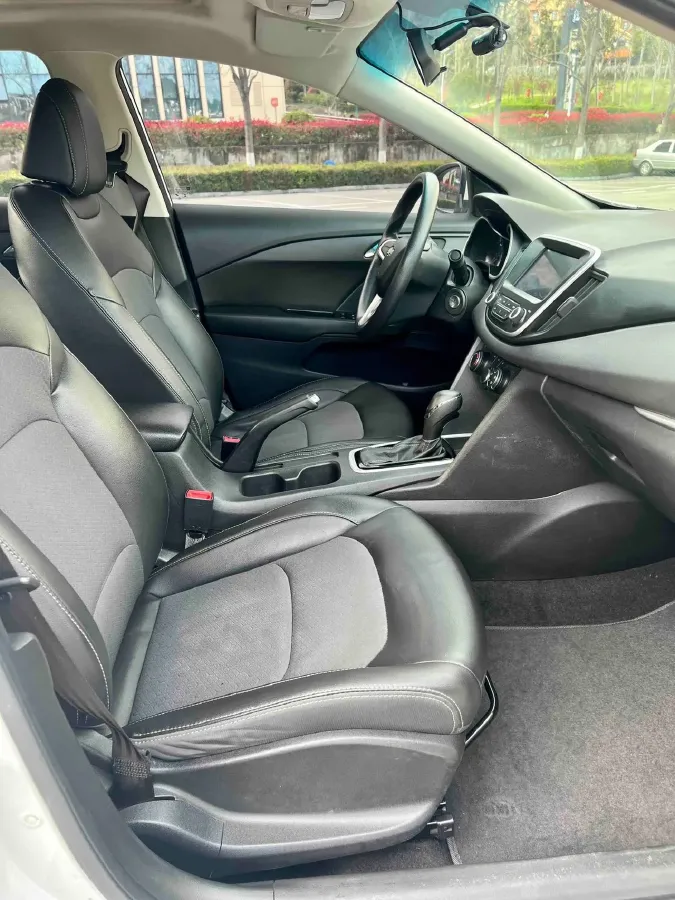 2016 Chevrolet Cavalier 1.5L 113HP L4 6AT,autocango,china used car exporter,china ev exporter,chinese used car exporter,chinese used ev exporter