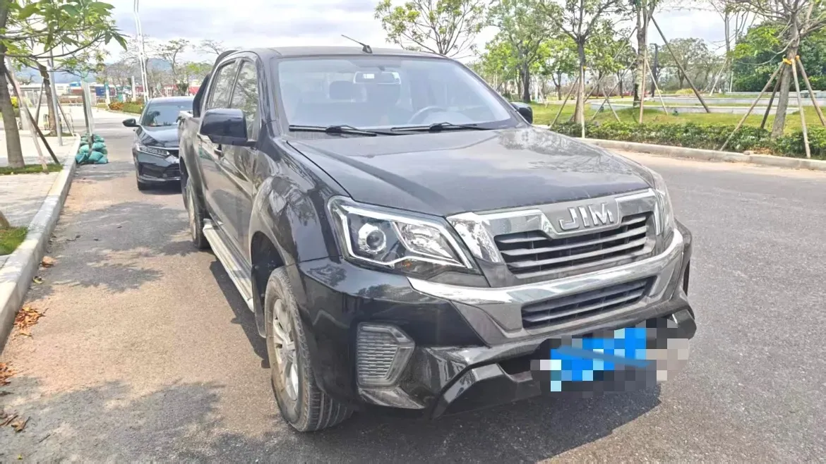 2023 Isuzu RE-MAX Jim 2.5T 143HP L4 6MT,autocango,china used car exporter,china ev exporter,chinese used car exporter,chinese used ev exporter