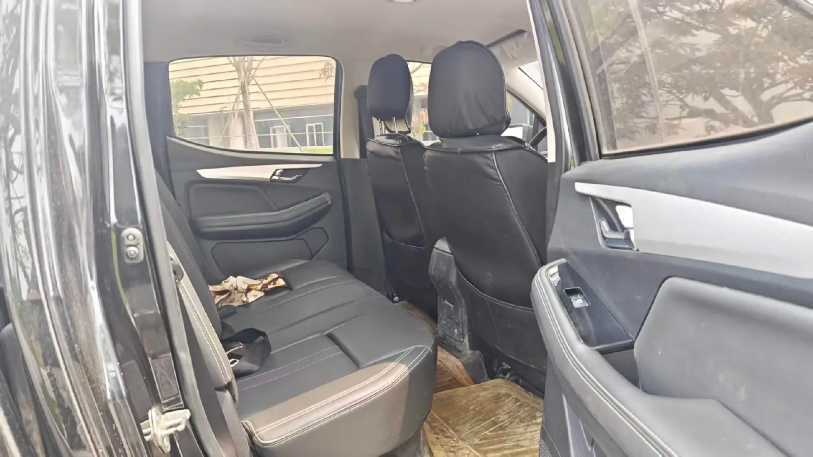 2023 Isuzu RE-MAX Jim 2.5T 143HP L4 6MT,autocango,china used car exporter,china ev exporter,chinese used car exporter,chinese used ev exporter