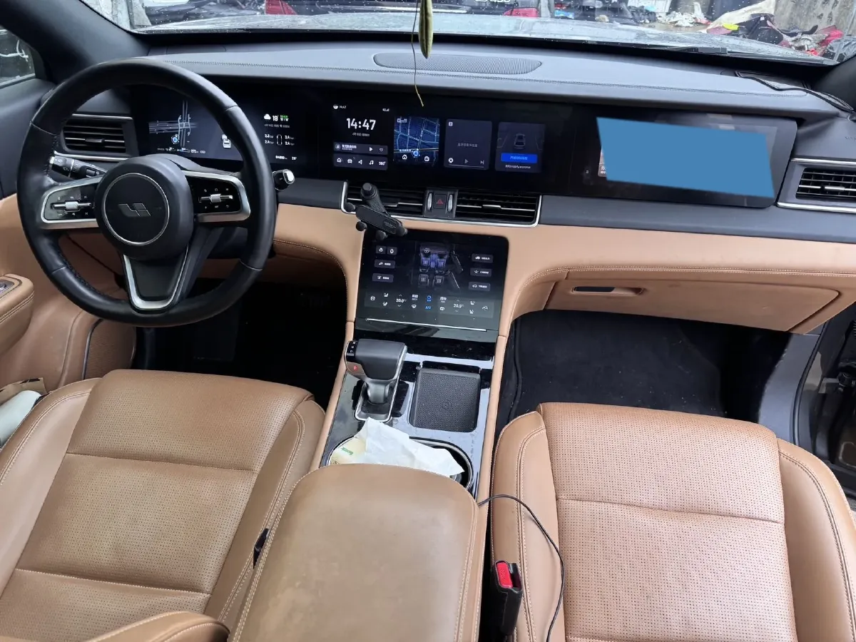 2021 Li ONE Range Extended 131HP REEV 40.5KWH,autocango,china used car exporter,china ev exporter,chinese used car exporter,chinese used ev exporter