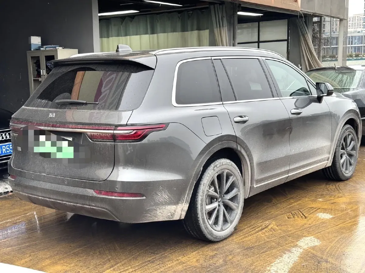 2021 Li ONE Range Extended 131HP REEV 40.5KWH,autocango,china used car exporter,china ev exporter,chinese used car exporter,chinese used ev exporter