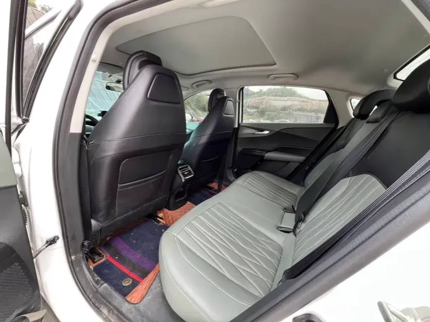 2023 ChangAn Oshan Z6 1.5T 188HP L4 7DCT,autocango,china used car exporter,china ev exporter,chinese used car exporter,chinese used ev exporter