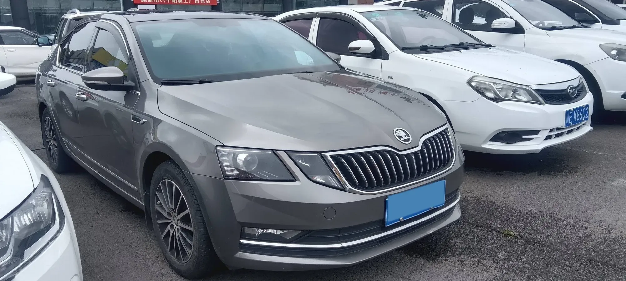 2019 Skoda Octavia 1.5L 116HP L4 6AT,autocango,china used car exporter,china ev exporter,chinese used car exporter,chinese used ev exporter