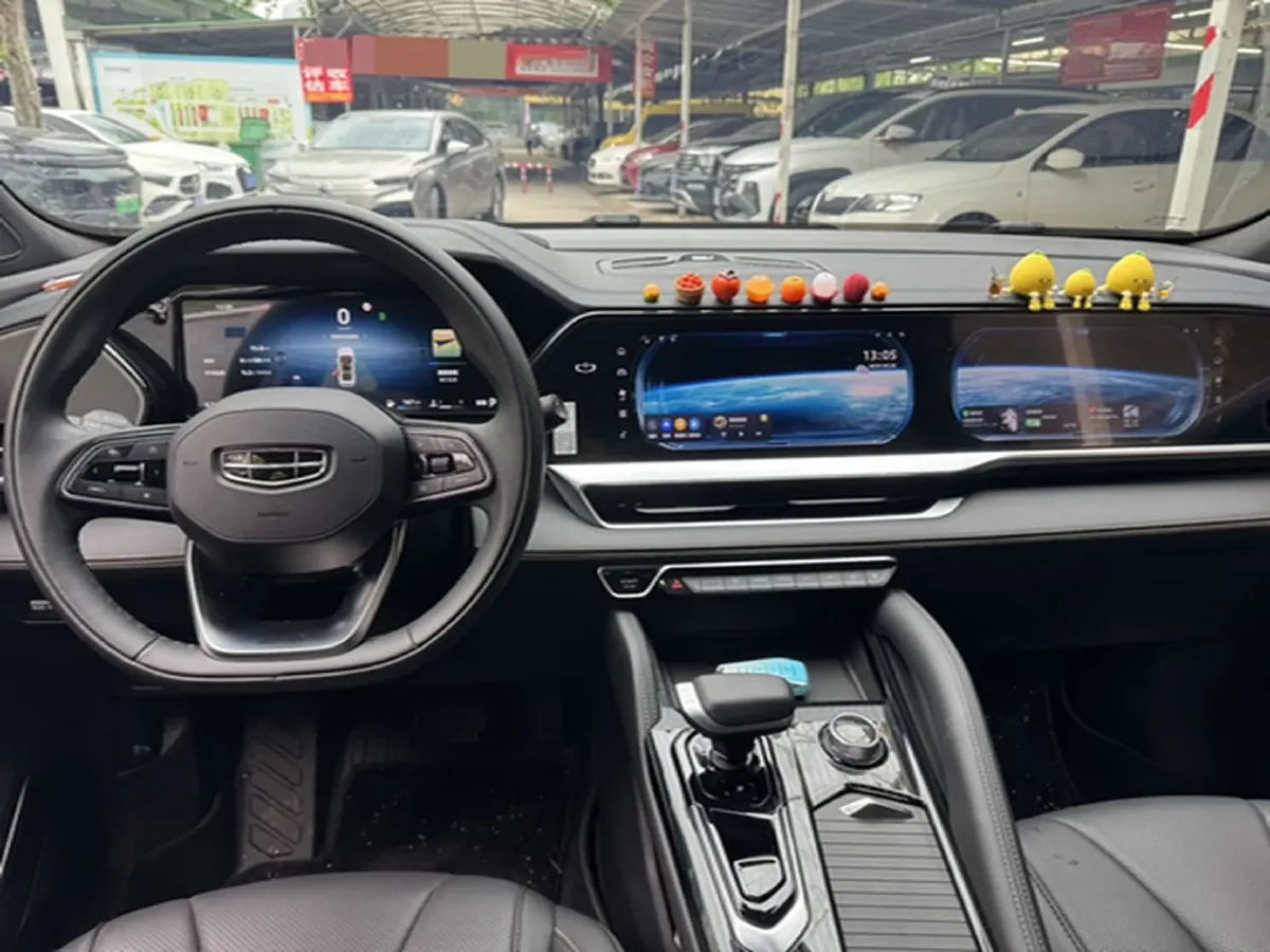 2024 Geely Monjaro 2.0T 218HP L4 7DCT,autocango,china used car exporter,china ev exporter,chinese used car exporter,chinese used ev exporter