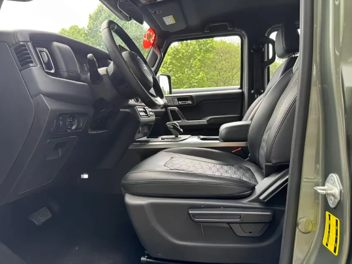 2024 212 212 T01 2.0T 252HP L4 8AT,autocango,china used car exporter,china ev exporter,chinese used car exporter,chinese used ev exporter