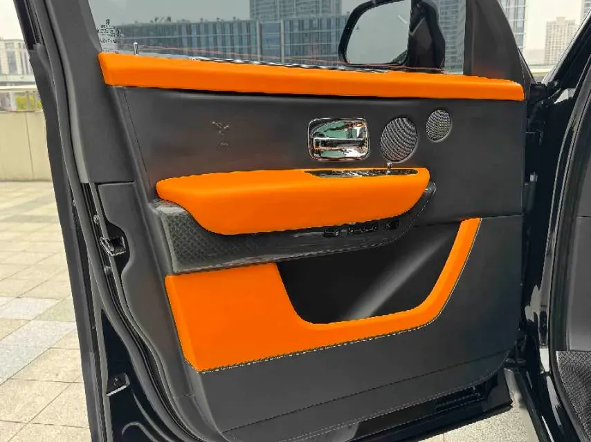 2020 Rolls-Royce Cullinan 6.7T 600HP V12 8AT,autocango,china used car exporter,china ev exporter,chinese used car exporter,chinese used ev exporter