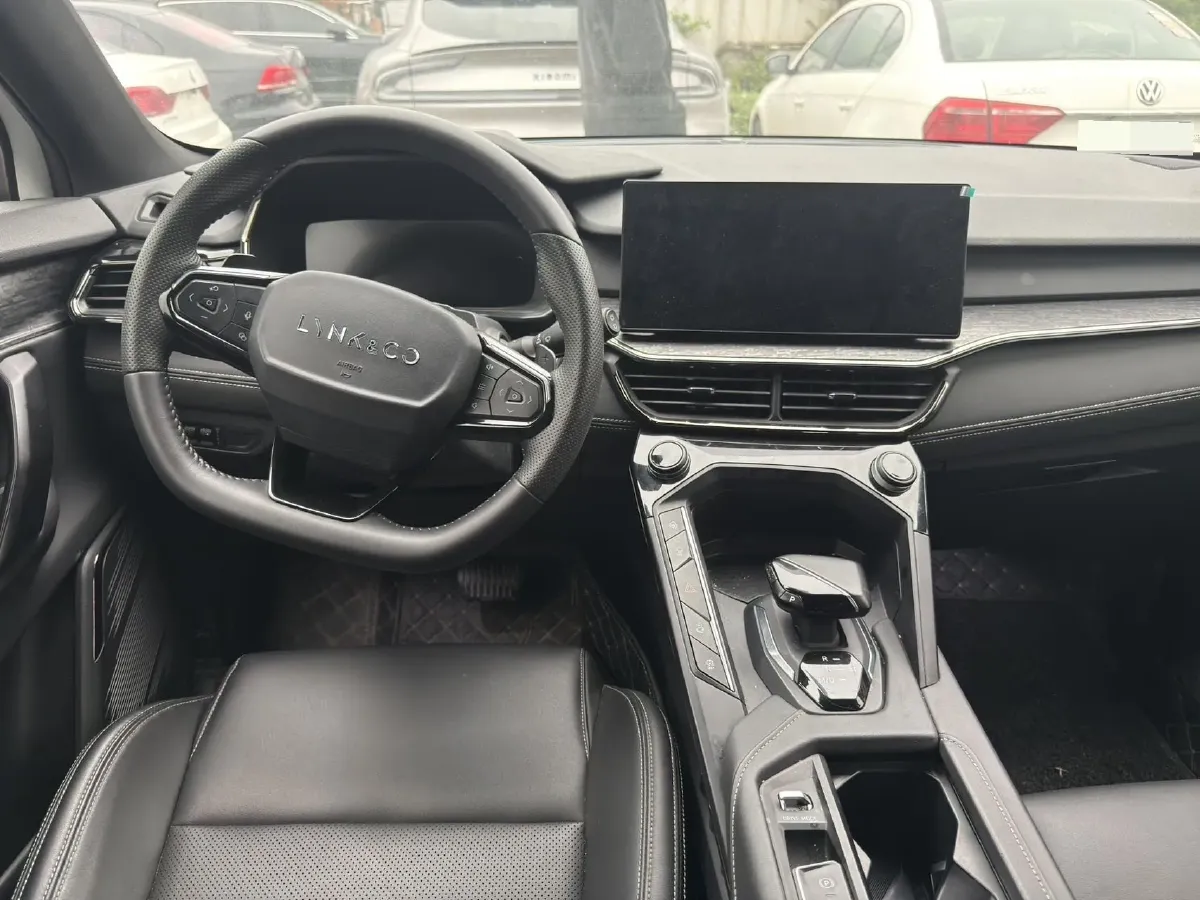 2023 LYNK&CO 06 1.5T 181HP L4 7DCT,autocango,china used car exporter,china ev exporter,chinese used car exporter,chinese used ev exporter