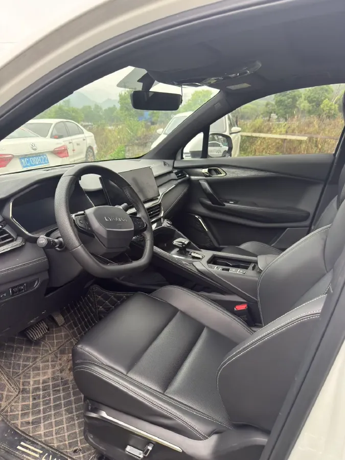 2023 LYNK&CO 06 1.5T 181HP L4 7DCT,autocango,china used car exporter,china ev exporter,chinese used car exporter,chinese used ev exporter