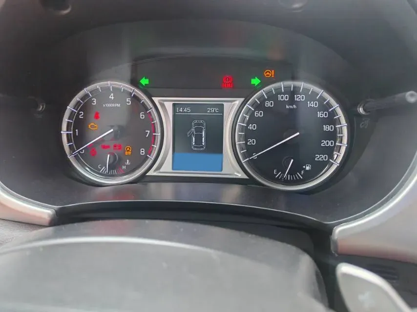 2016 Suzuki Vitara 1.4T 140HP L4 6AT,autocango,china used car exporter,china ev exporter,chinese used car exporter,chinese used ev exporter