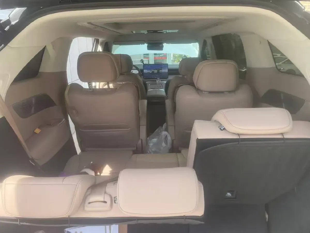 2026 Xpeng X9 REEV 150HP REEV,autocango,china used car exporter,china ev exporter,chinese used car exporter,chinese used ev exporter