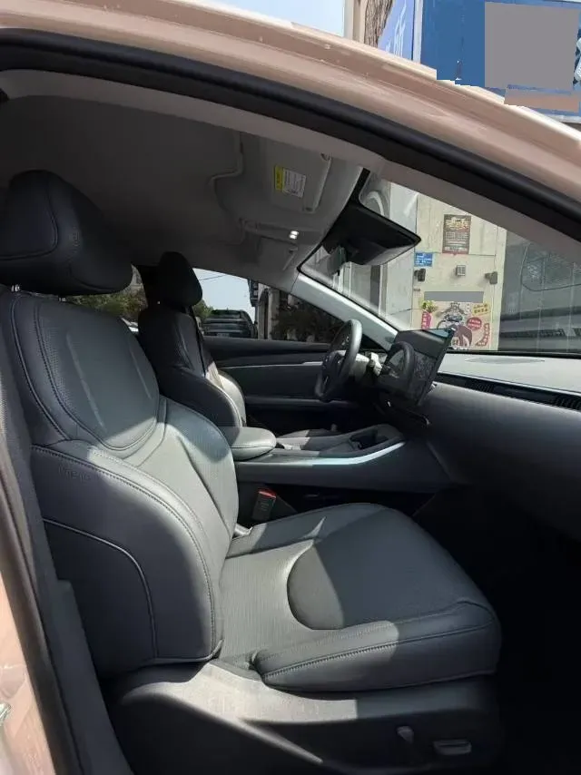 2024 Xpeng MONA M03 BEV 62.2KWH,autocango,china used car exporter,china ev exporter,chinese used car exporter,chinese used ev exporter