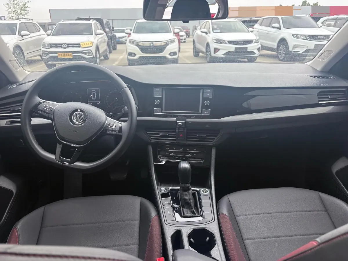 2020 Volkswagen Bora 1.5L 113HP L4 6AT,autocango,china used car exporter,china ev exporter,chinese used car exporter,chinese used ev exporter