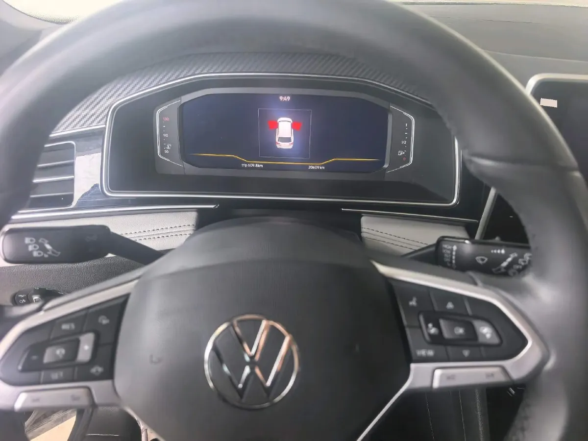 2025 Volkswagen Tiguan L 2.0T 186HP L4 7DCT,autocango,china used car exporter,china ev exporter,chinese used car exporter,chinese used ev exporter