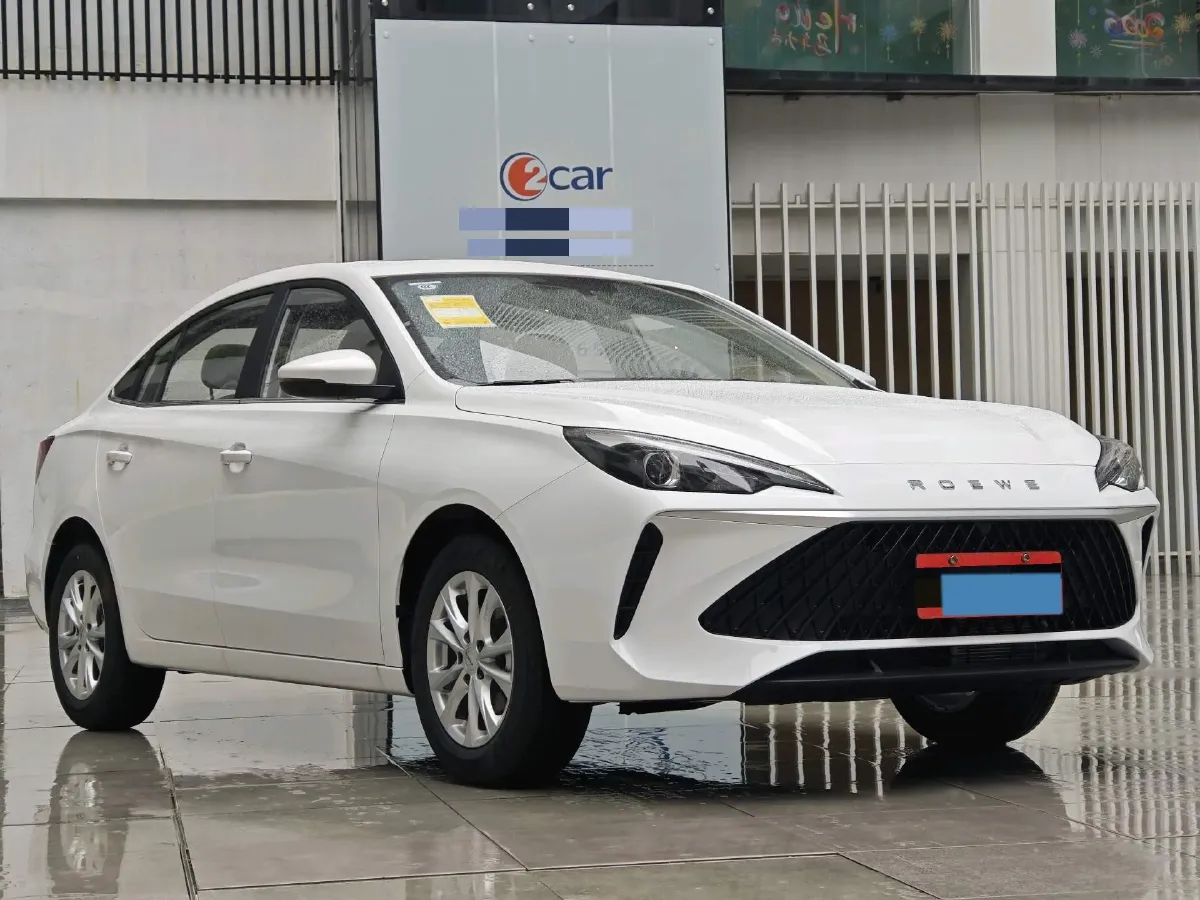 2026 Roewe i5 1.5L 129HP L4 CVT,autocango,china used car exporter,china ev exporter,chinese used car exporter,chinese used ev exporter