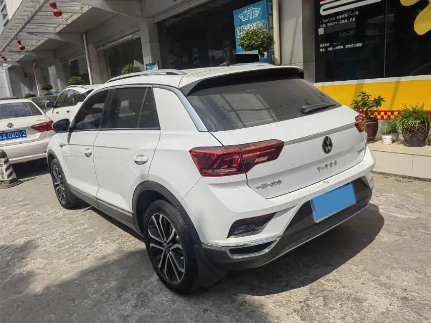 2021 Volkswagen T-Roc 1.4T 150HP L4 7DCT,autocango,china used car exporter,china ev exporter,chinese used car exporter,chinese used ev exporter