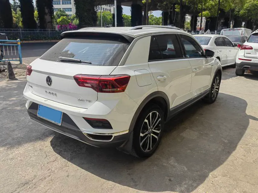 2021 Volkswagen T-Roc 1.4T 150HP L4 7DCT,autocango,china used car exporter,china ev exporter,chinese used car exporter,chinese used ev exporter