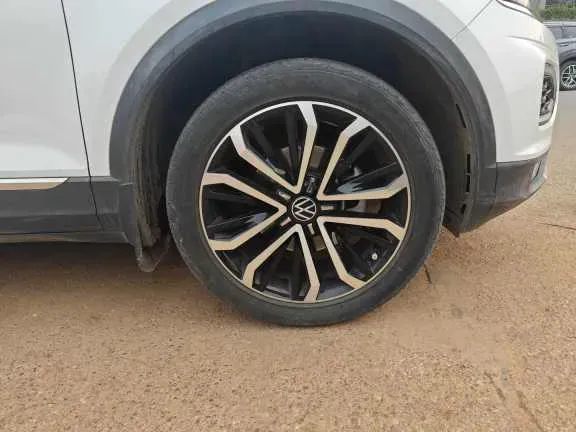 2021 Volkswagen T-Roc 1.4T 150HP L4 7DCT,autocango,china used car exporter,china ev exporter,chinese used car exporter,chinese used ev exporter