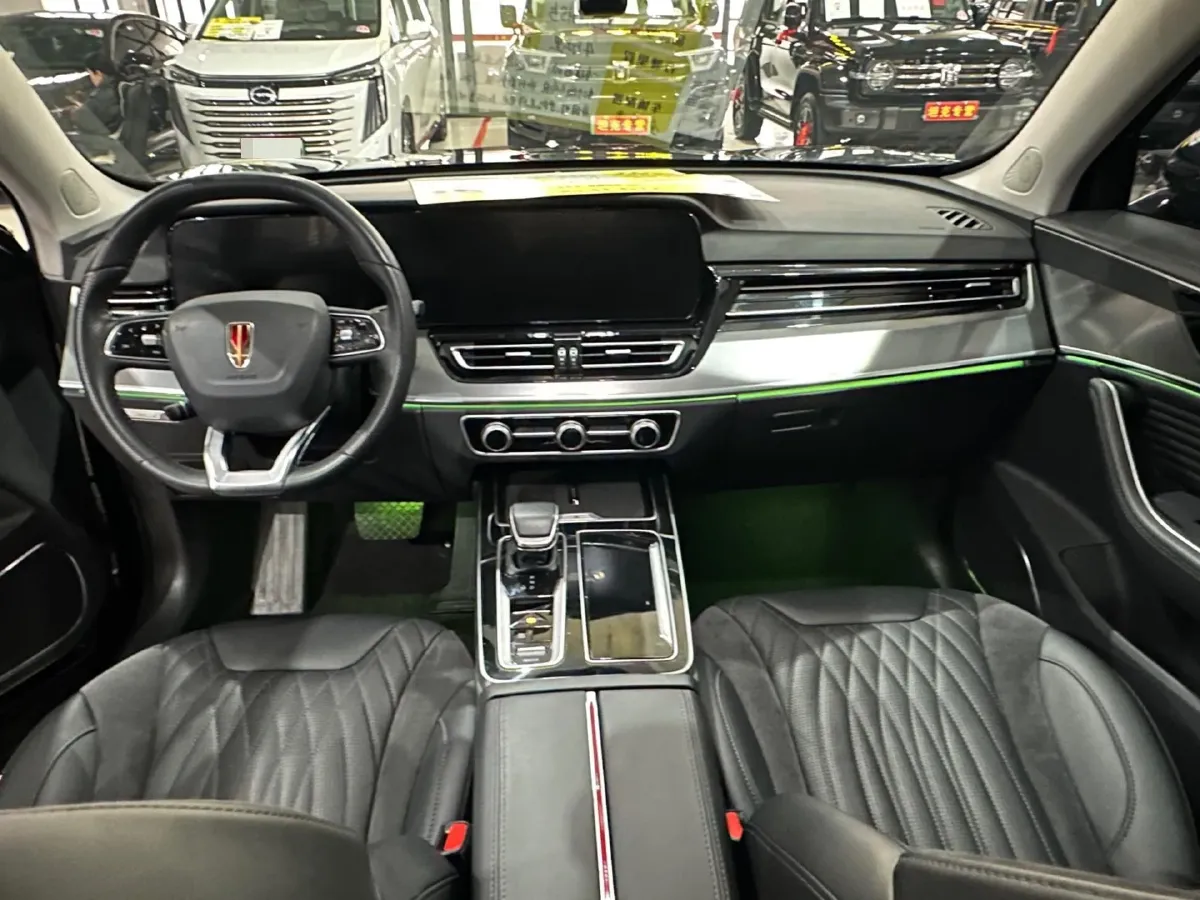 2023 HongQi HS5 2.0T 252HP L4 8AT,autocango,china used car exporter,china ev exporter,chinese used car exporter,chinese used ev exporter