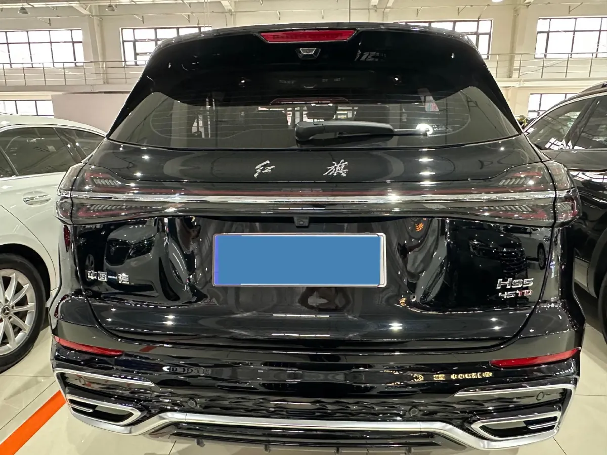 2023 HongQi HS5 2.0T 252HP L4 8AT,autocango,china used car exporter,china ev exporter,chinese used car exporter,chinese used ev exporter