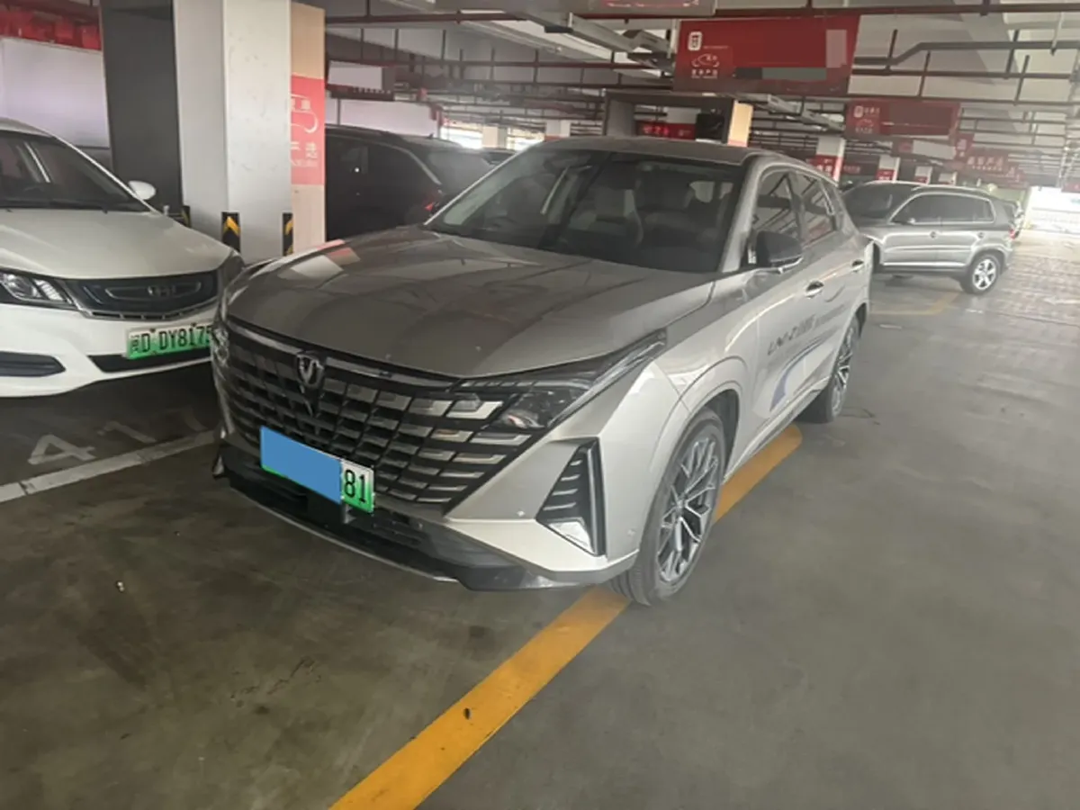 2024 ChangAn UNI-Z 1.5L 98HP L4 E-CVT PHEV 18.4KWH,autocango,china used car exporter,china ev exporter,chinese used car exporter,chinese used ev exporter