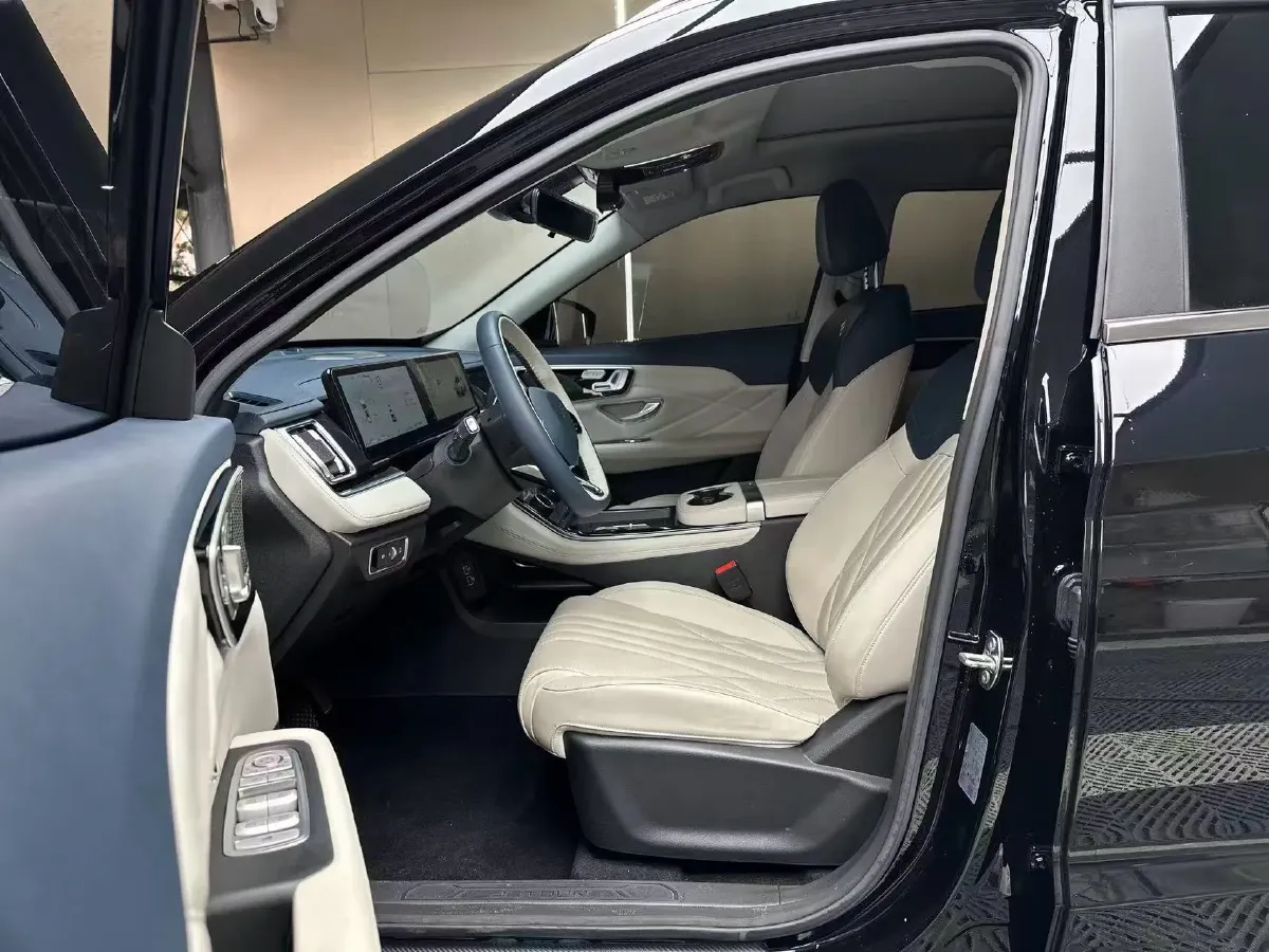2024 Jetour ShanHai L7 1.5T 156HP L4 2DHT PHEV 19.43KWH,autocango,china used car exporter,china ev exporter,chinese used car exporter,chinese used ev exporter