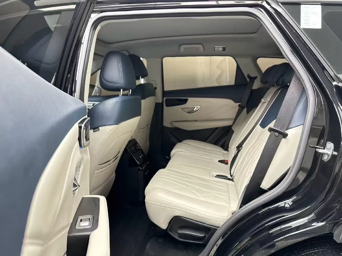 2024 Jetour ShanHai L7 1.5T 156HP L4 2DHT PHEV 19.43KWH,autocango,china used car exporter,china ev exporter,chinese used car exporter,chinese used ev exporter