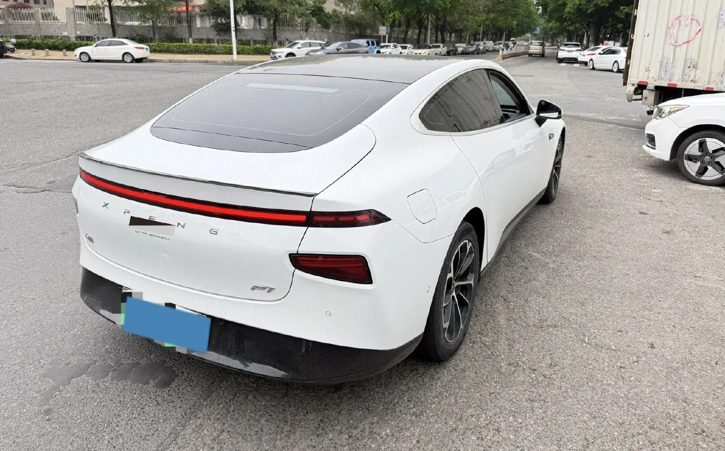 2020 Xpeng P7 BEV 70.8KWH,autocango,china used car exporter,china ev exporter,chinese used car exporter,chinese used ev exporter