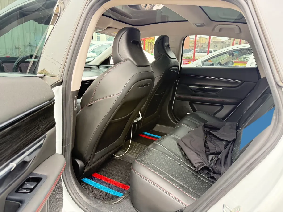 2020 Xpeng P7 BEV 70.8KWH,autocango,china used car exporter,china ev exporter,chinese used car exporter,chinese used ev exporter