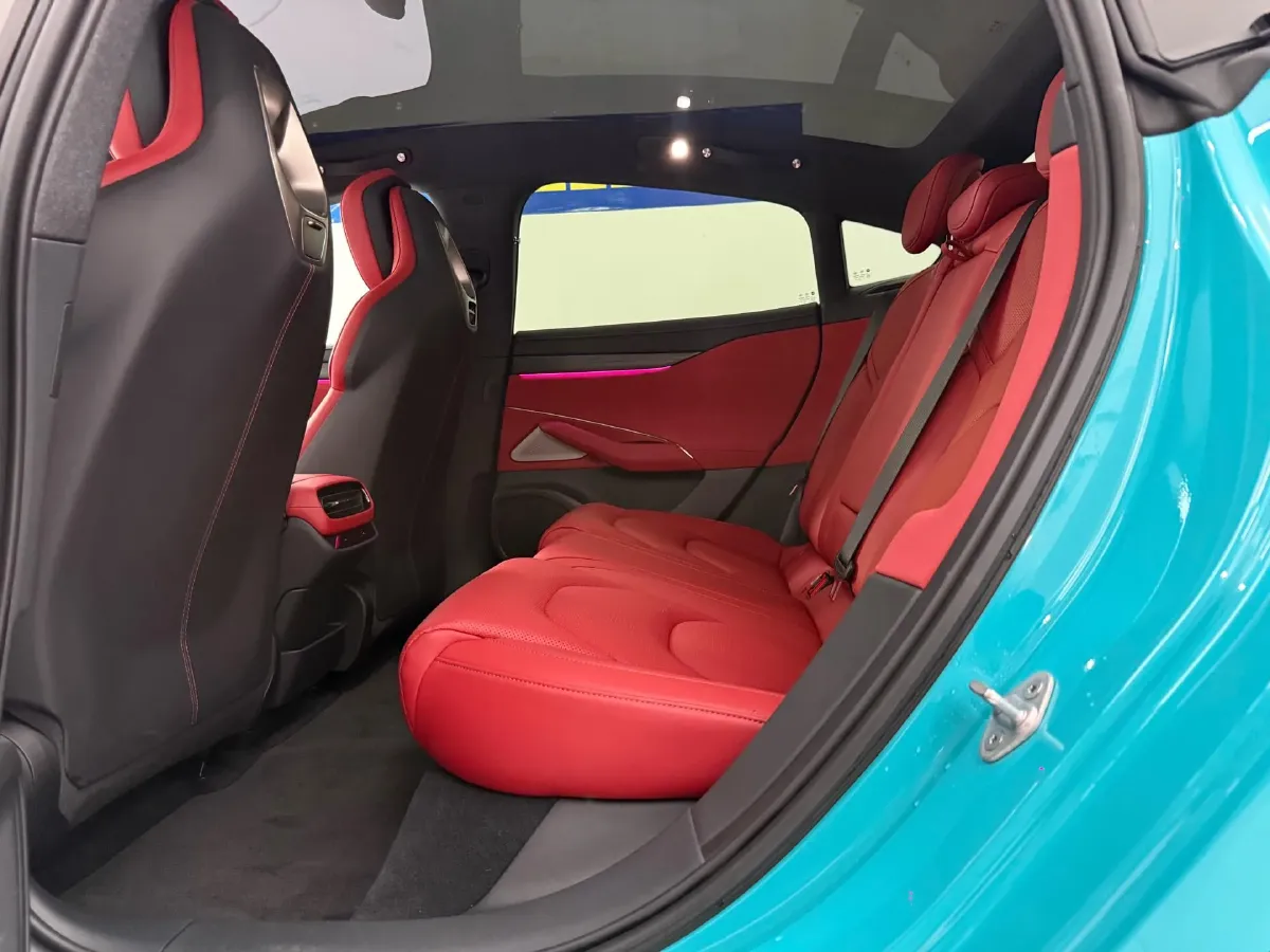 2024 MI SU7 BEV 94.3KWH,autocango,china used car exporter,china ev exporter,chinese used car exporter,chinese used ev exporter