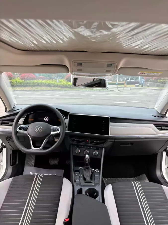 2023 Volkswagen Bora 1.5L 113HP L4 6AT,autocango,china used car exporter,china ev exporter,chinese used car exporter,chinese used ev exporter