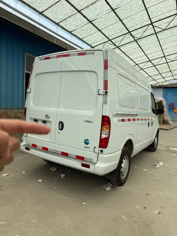 2024 MAXUS XinTu V80 2.0T 147HP L4 6SMG,autocango,china used car exporter,china ev exporter,chinese used car exporter,chinese used ev exporter