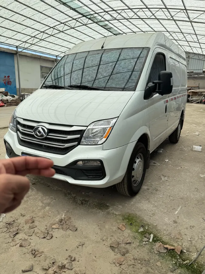 2024 MAXUS XinTu V80 2.0T 147HP L4 6SMG,autocango,china used car exporter,china ev exporter,chinese used car exporter,chinese used ev exporter