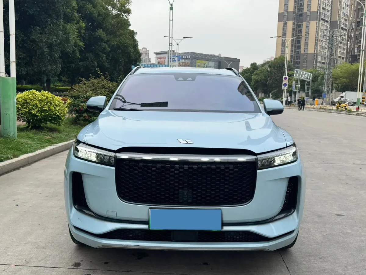 2020 Li ONE Range Extended 131HP REEV 40.5KWH,autocango,china used car exporter,china ev exporter,chinese used car exporter,chinese used ev exporter