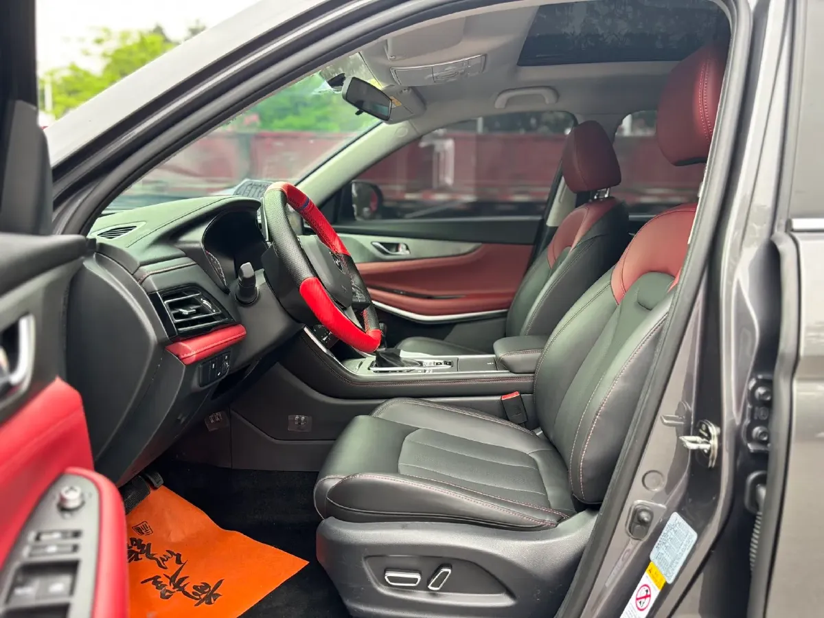 2023 ChangAn CS75 1.5T 188HP L4 7DCT,autocango,china used car exporter,china ev exporter,chinese used car exporter,chinese used ev exporter