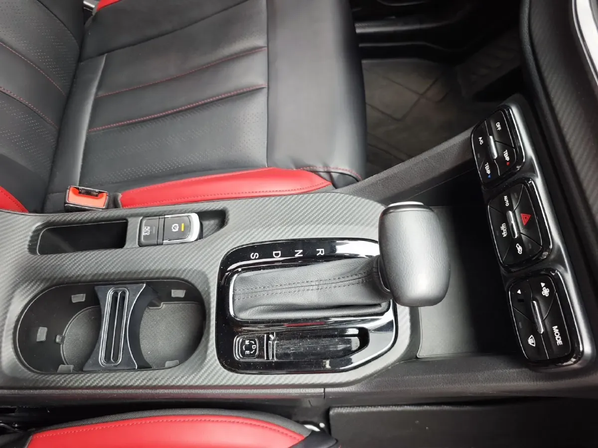 2022 GAC Trumpchi GS3 1.5T 169HP L4 6AT,autocango,china used car exporter,china ev exporter,chinese used car exporter,chinese used ev exporter