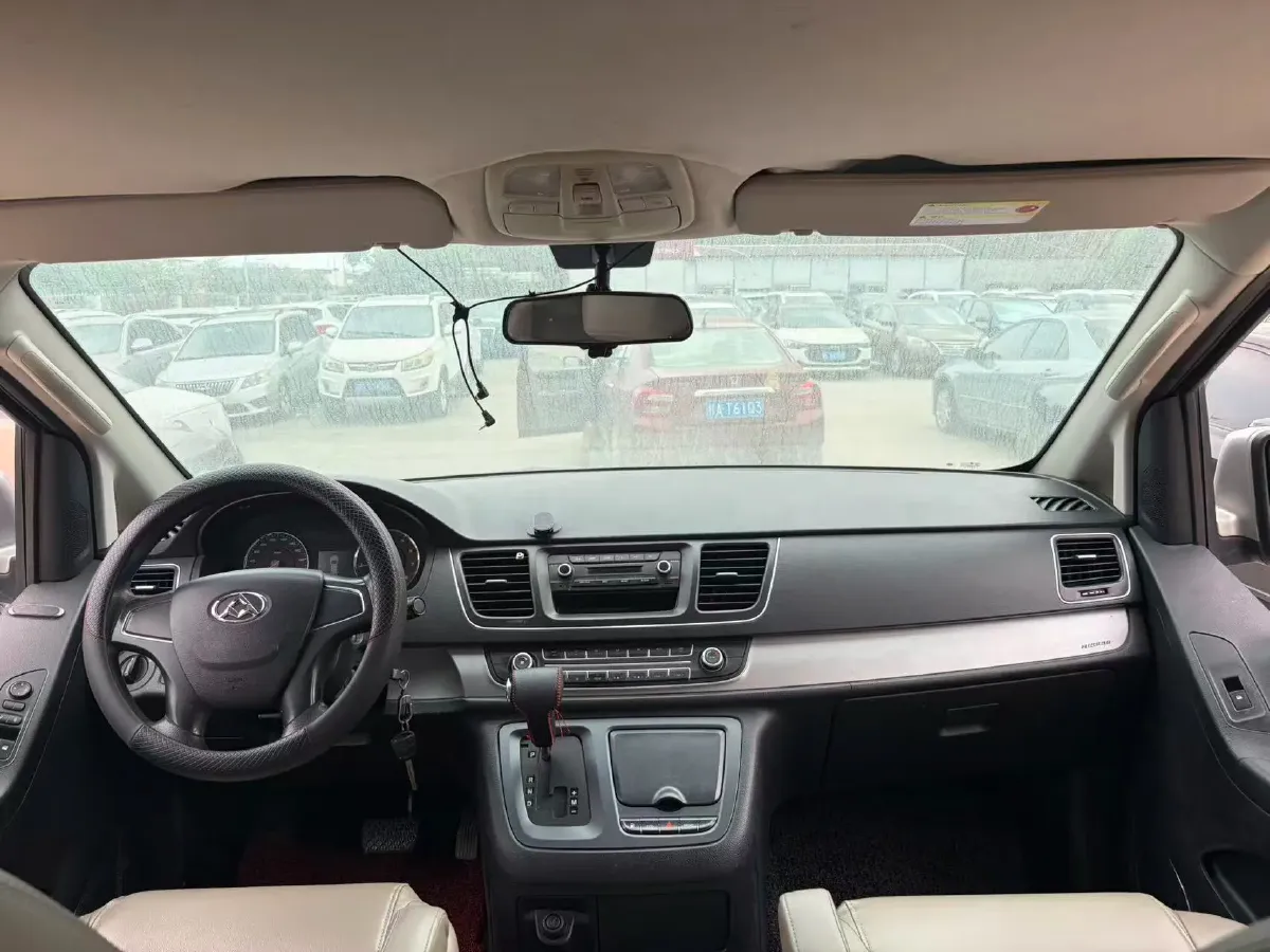 2016 MAXUS G10 2.0T 224HP L4 6AT,autocango,china used car exporter,china ev exporter,chinese used car exporter,chinese used ev exporter