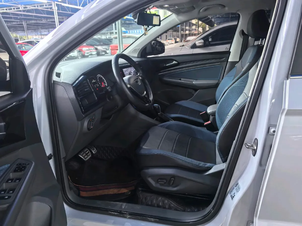 2021 Jetta VS7 1.4T 150HP L4 6AT,autocango,china used car exporter,china ev exporter,chinese used car exporter,chinese used ev exporter