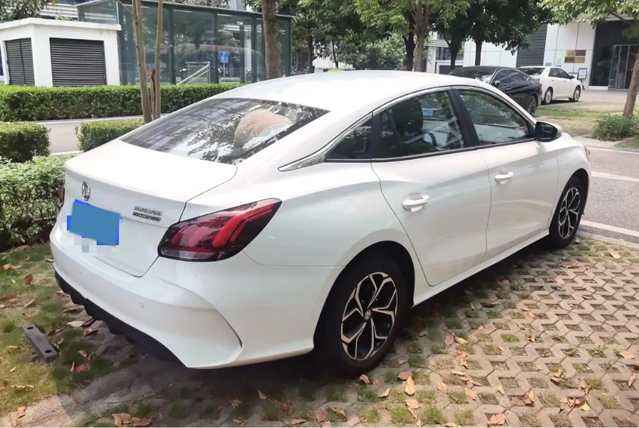 2023 MG 5 1.5L 129HP L4 5MT,autocango,china used car exporter,china ev exporter,chinese used car exporter,chinese used ev exporter