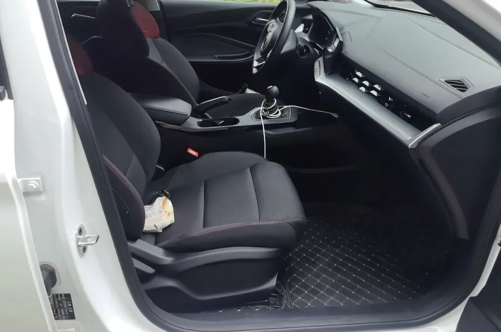 2023 MG 5 1.5L 129HP L4 5MT,autocango,china used car exporter,china ev exporter,chinese used car exporter,chinese used ev exporter