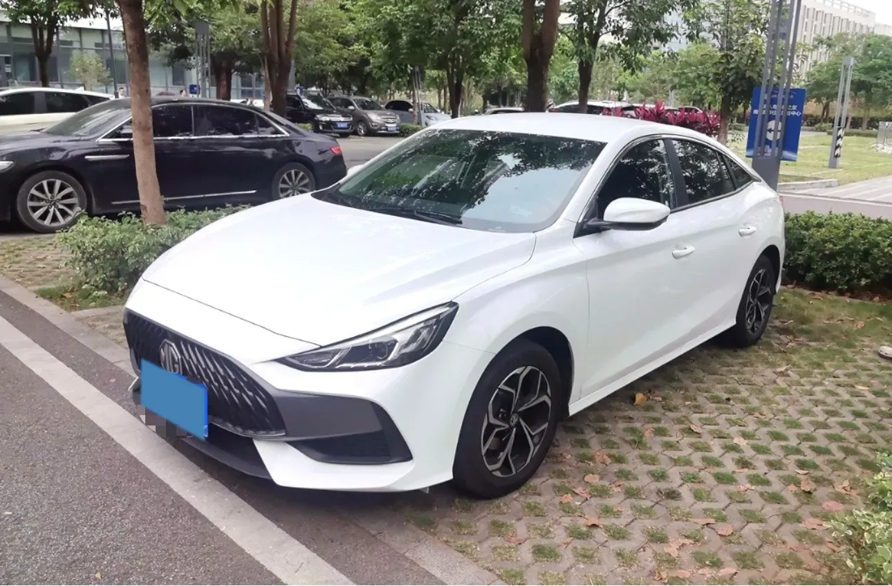 2023 MG 5 1.5L 129HP L4 5MT,autocango,china used car exporter,china ev exporter,chinese used car exporter,chinese used ev exporter