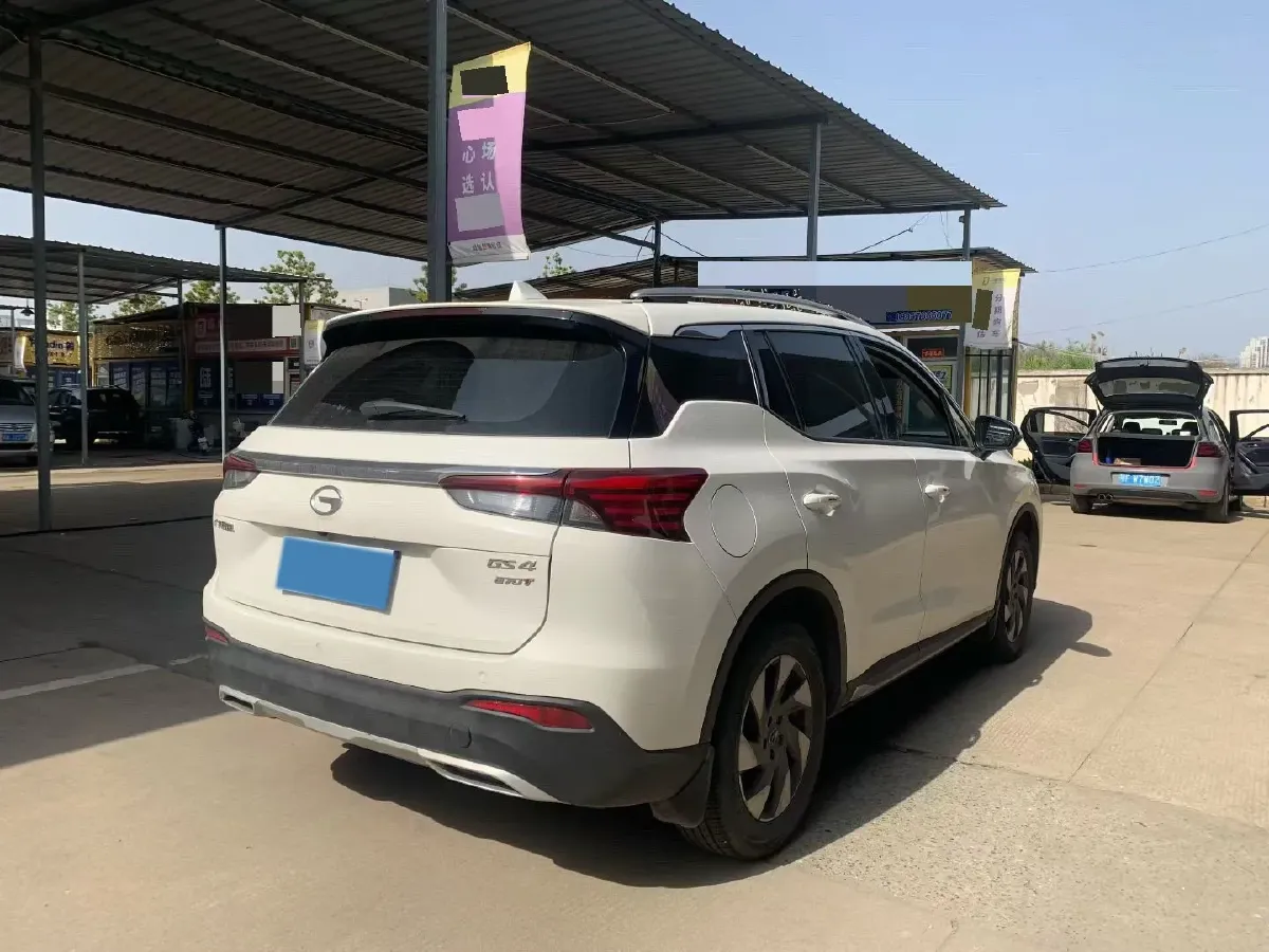 2021 GAC Trumpchi GS4 1.5T 169HP L4 6AT,autocango,china used car exporter,china ev exporter,chinese used car exporter,chinese used ev exporter