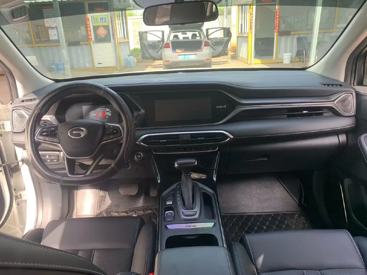 2021 GAC Trumpchi GS4 1.5T 169HP L4 6AT,autocango,china used car exporter,china ev exporter,chinese used car exporter,chinese used ev exporter