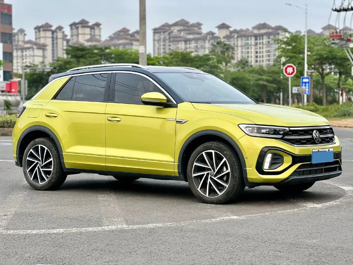 2023 Volkswagen T-Roc 1.5T 160HP L4 7DCT,autocango,china used car exporter,china ev exporter,chinese used car exporter,chinese used ev exporter