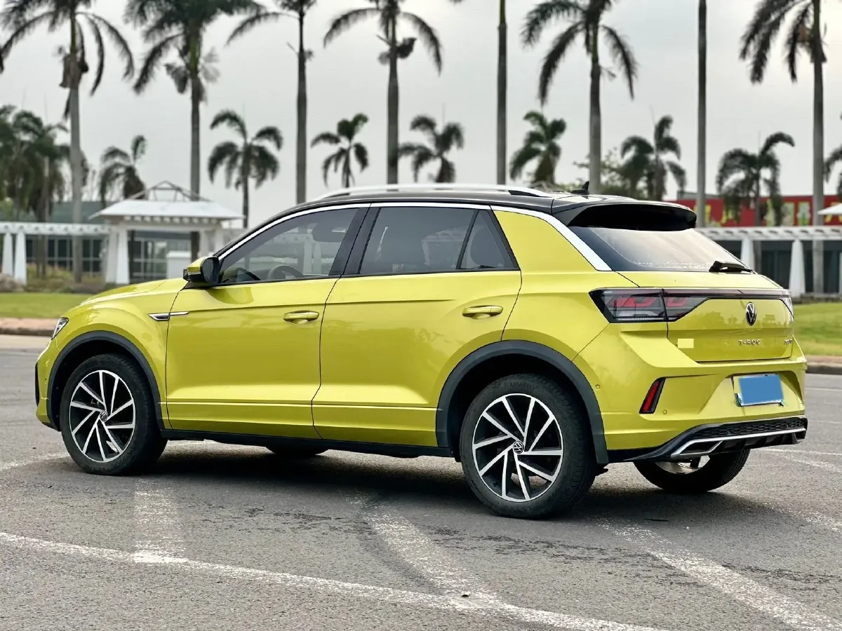 2023 Volkswagen T-Roc 1.5T 160HP L4 7DCT,autocango,china used car exporter,china ev exporter,chinese used car exporter,chinese used ev exporter